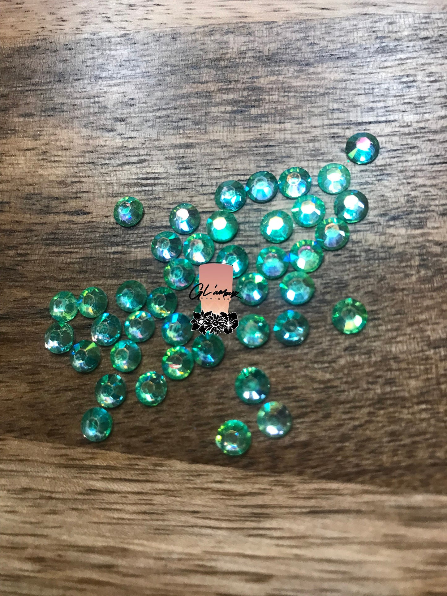 Grass Green Flat Back Resin Rhinestones - 1,000 pcs